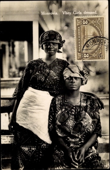 Ak Monrovia Liberia, Afrikanerinnen in Trachten