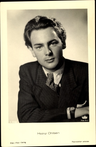 Postcard actor Heinz Ohlsen, portrait, suit