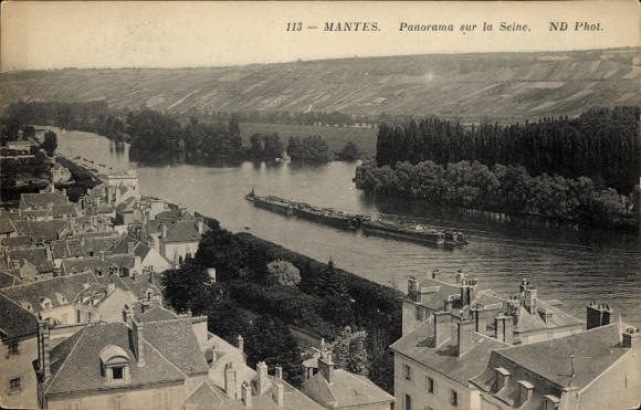 Ak Mantes sur Seine Yvelines, Panorama auf die Seine, Schiffe auf dem Wasser, Hügel im Hinterg...
