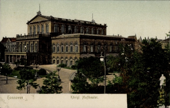 Ak Hannover in Niedersachsen, Bismarckdenkmal, Königl. Hoftheater, Gebäude, Bäume, Straßenansicht