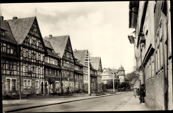 Postcard Wasungen in the Thuringian Forest, section on the lower main street, half-timbered houses
