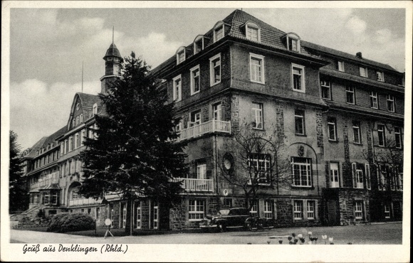 Postcard Denklingen Reichshof Oberbergischer Kreis, exterior view of a building from the street