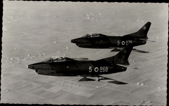 Postcard Italian military aircraft, Fiat G91R, 5268, 5279