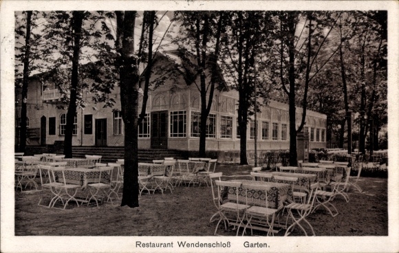 Postcard Berlin Köpenick Wendenschloss, Restaurant Wendenschloss, Garden, at the Long Lake