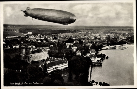 Ak Friedrichshafen aan het Bodenmeer, luchtfoto, Graf Zeppelin