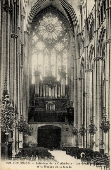 Postcard Bourges Cher, interior view of the cathedral, organ, rose window
