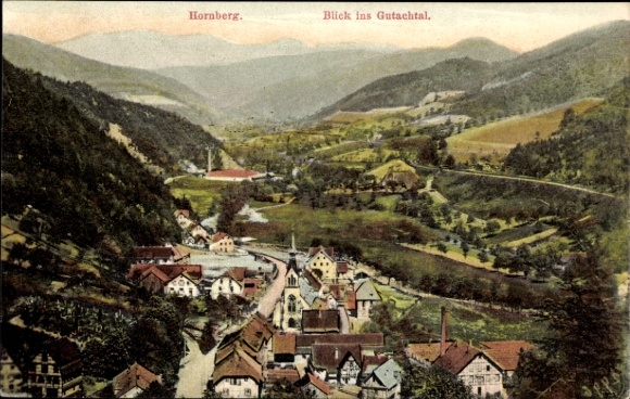 Ak Hornberg in het Zwarte Woud, uitzicht op het Gutachdal, huizen, bergen