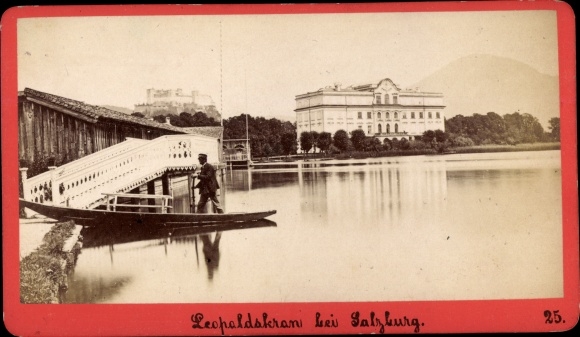 CdV Leopoldskron-Moos Salzburg, man in the boat, town view