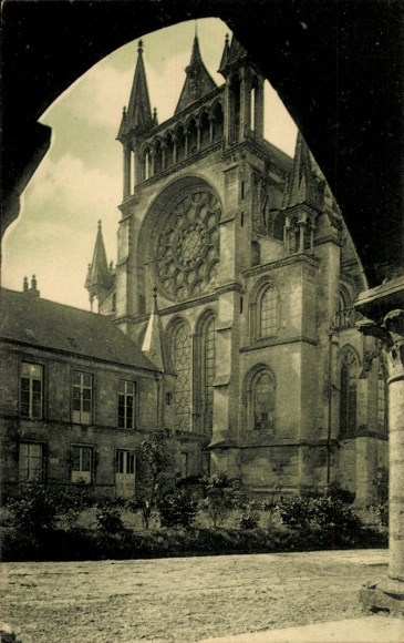 Ak Laon Aisne, Durchblick zur Kathedrale