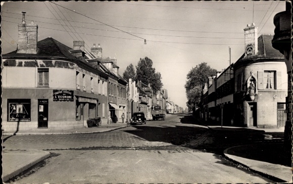 Ak Gisors Eure, La Rue de Dieppe