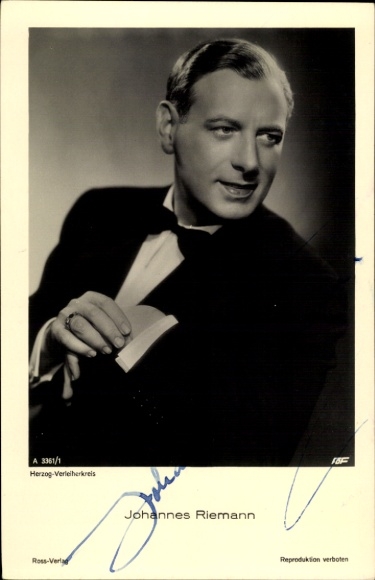 Postcard actor Johannes Riemann, Ross Verlag A 3361 1, portrait, autograph