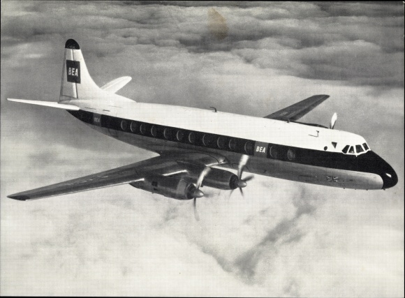 Postcard British Airliner, BEA, British European Airlines Jet Prop Viscount