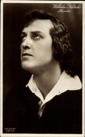 Postcard Actor Wilhelm Klitsche, portrait as Hamlet