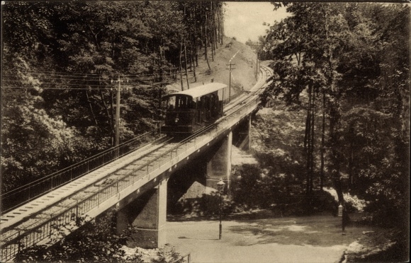 Ak Heidelberg am Neckar, Die elektrische Bahn nach dem Königstuhl, Viadukt