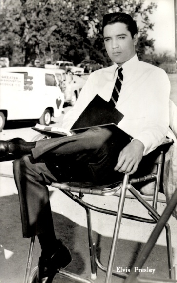 Piosenkarz i aktor Elvis Presley, portret