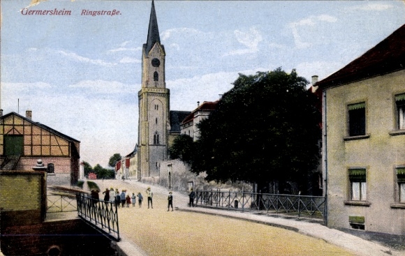 Postcard Germersheim am Rhein, Ringstraße, church tower, street with trees, people