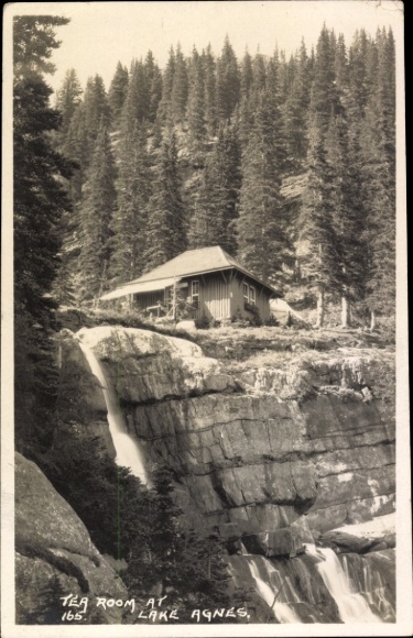 Ak Laggan Ontario Kanada, Lake Agnes, Haus am Wasserfall, Teehaus, Wald,  Canadian Pacific Railwa