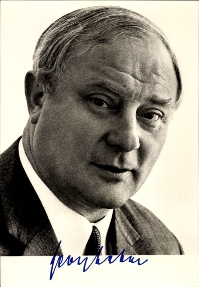 Picture politician Georg Leber, Federal Minister of Transport, SPD, autograph