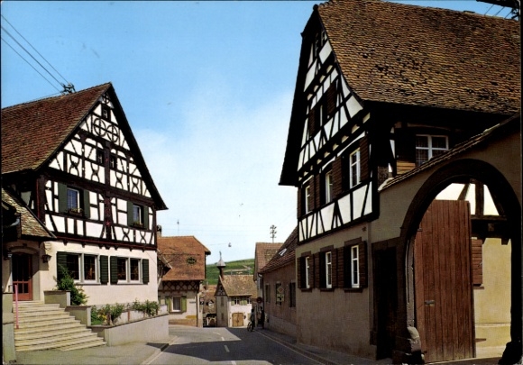 Ak Kiechlinsbergen Endingen am Kaiserstuhl, Altestes Fachwerkhaus am Kaiserstuhl