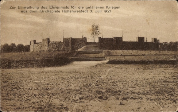 Postcard Hohenwestedt in Schleswig Holstein, inauguration of the memorial from the parish 1921