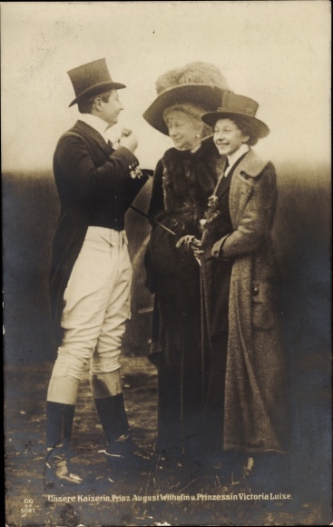 Ak keizerin Auguste, prins August Wilhelm en prinses Victoria Luise