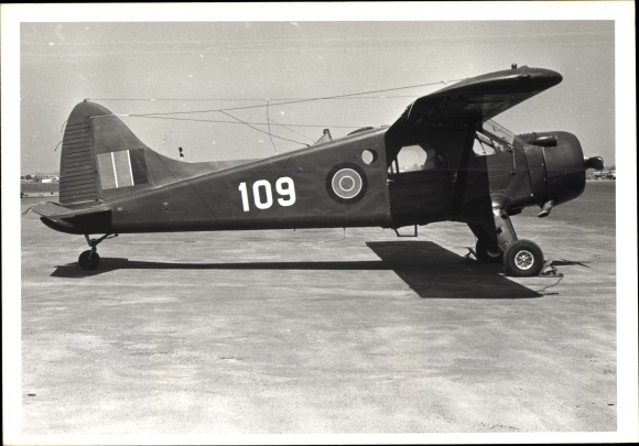 Zdjęcie KP Kenijski samolot wojskowy, 109, de Havilland Kanada DHC-2