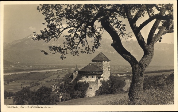 KP Vaduz Liechtenstein, widok ogólny, wieże