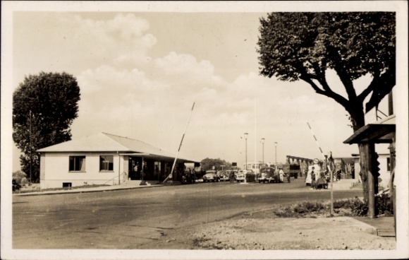 Postcard German customs clearance in front of the Rhine bridge, French customs clearance
