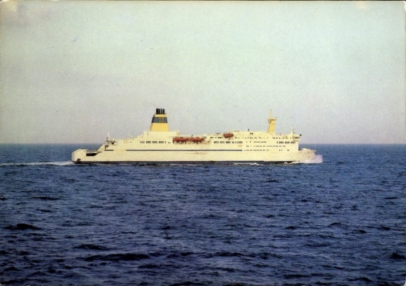 Ak Fährschiff Trelleborg auf Fahrt, Steuerbord