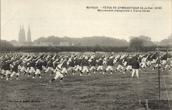 Ak Bayeux Calvados, Turnfest 1909, Massenturnen