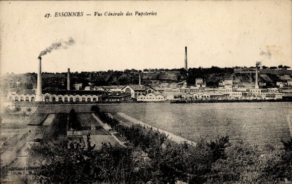 Ak Essonnes Essonne, Vue Générale des Papeteries, Fabriken und Schornsteine, Landschaft