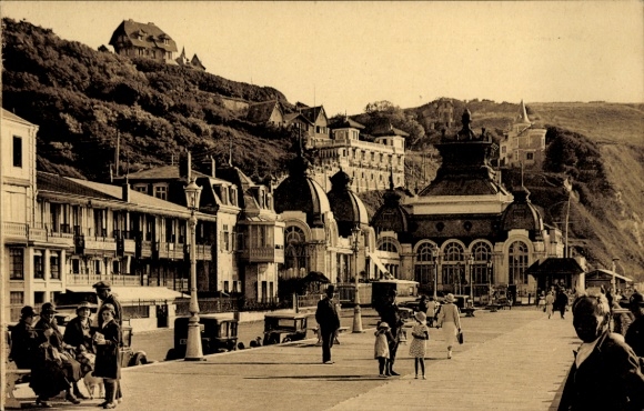 Ak Fécamp Seine Maritime, Blick auf die Uferpromenade mit Casino in FECAMP (Seine-Inf.)