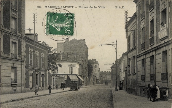 Postcard Maisons Alfort Val de Marne, city entrance, street view