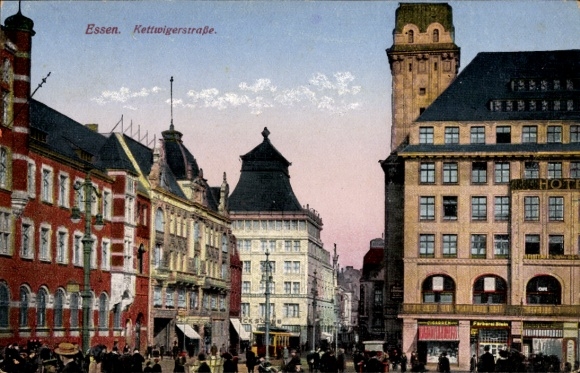 Postcard Essen in the Ruhr area, Kettwiger Straße, tram, shops