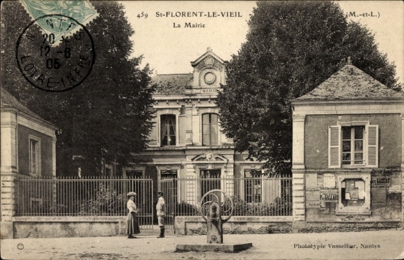 CPA Saint Florent le Vieil Maine et Loire, La Mairie