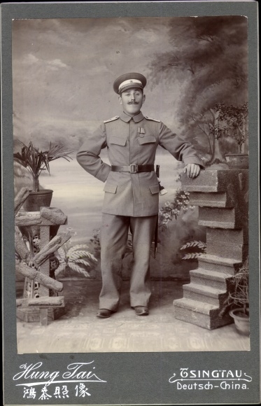 Cabinet photo Tsingtau German China, German soldier E. Riegler in uniform, portrait