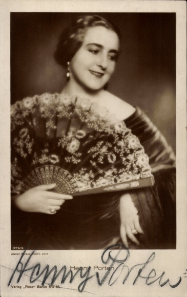 Postcard actress Henny Porten, portrait, fan, autograph