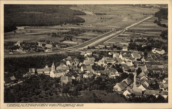Ak Oberlauchringen Lauchringen in Baden, Luftaufnahme, Stadtansicht, Gebäude, umliegende Landscha