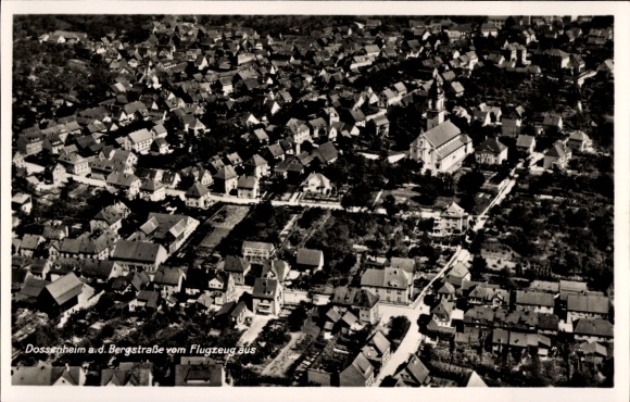 Postcard Dossenheim on the Bergstraße Baden, aerial view of many houses, church visible