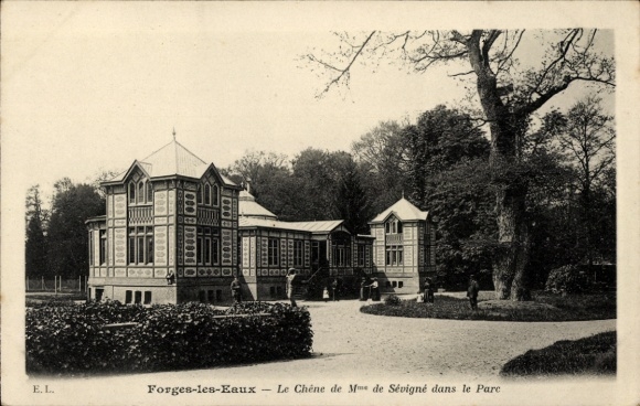 Ak Forges les Eaux Seine Maritime, Madame de Sevigne's boom in het park