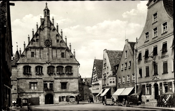 KP ze zdjęciem Weißenburg am Sand Środkowa Frankonia Bawaria, rynek z ratuszem, browar Löwen