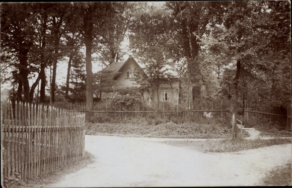 Foto Ak Theuma in de Vogtlandkreis, deel van de straat, gebouw