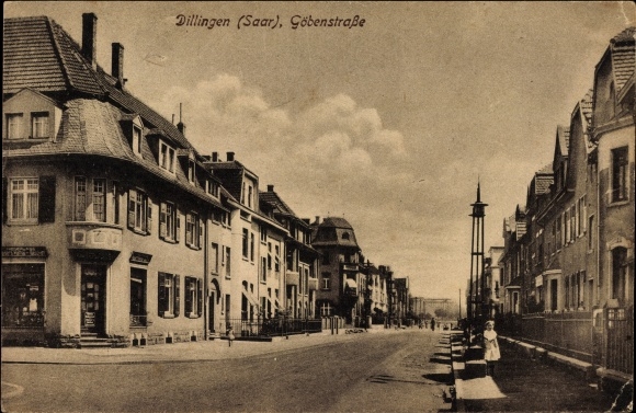 Postcard Dillingen in the district of Saarlouis, Göbenstraße, business