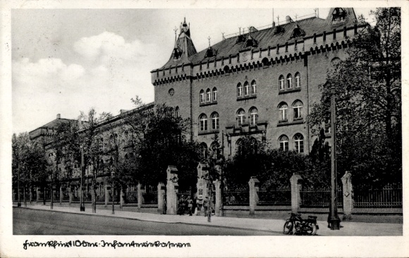 Postcard Frankfurt an der Oder, Infantry Barracks