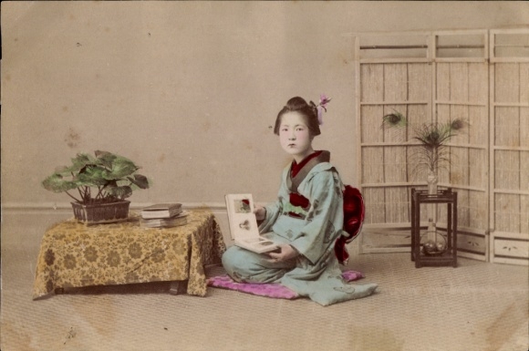 Foto Japan, Japanerin im Kimono, Buch, coloriert
