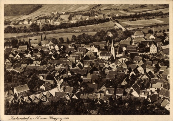 Ak Kochendorf Bad Friedrichshall in Württemberg, Luftaufnahme von  viele Dächer, Kirche sichtbar,