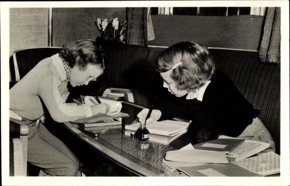 KP Księżniczka Beatrix i Irena odrabiają lekcje, Św. Antoni 1950