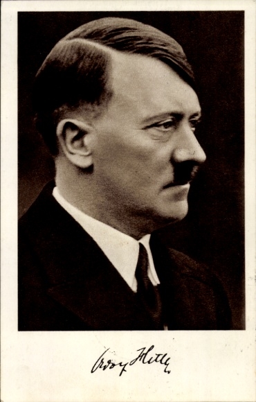 Ak Rijkskanselier Adolf Hitler, portret, pak