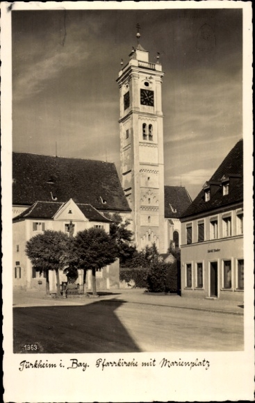 Ak Türkheim in Zwaben, parochiekerk, Marienplatz