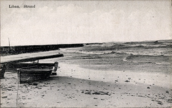 KP Liepaja Libau Łotwa, plaża, łódź